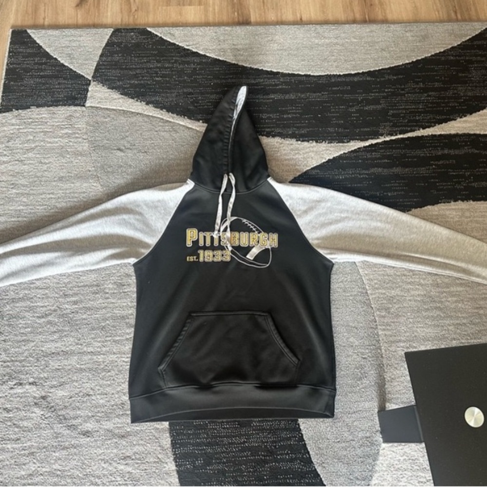 Pittsburgh Hoodie with Gray Sleeves